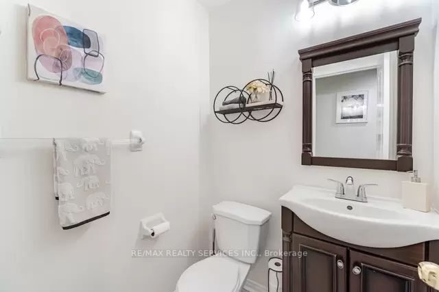 125 Fairhill Ave