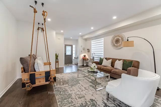 125 Fairhill Ave