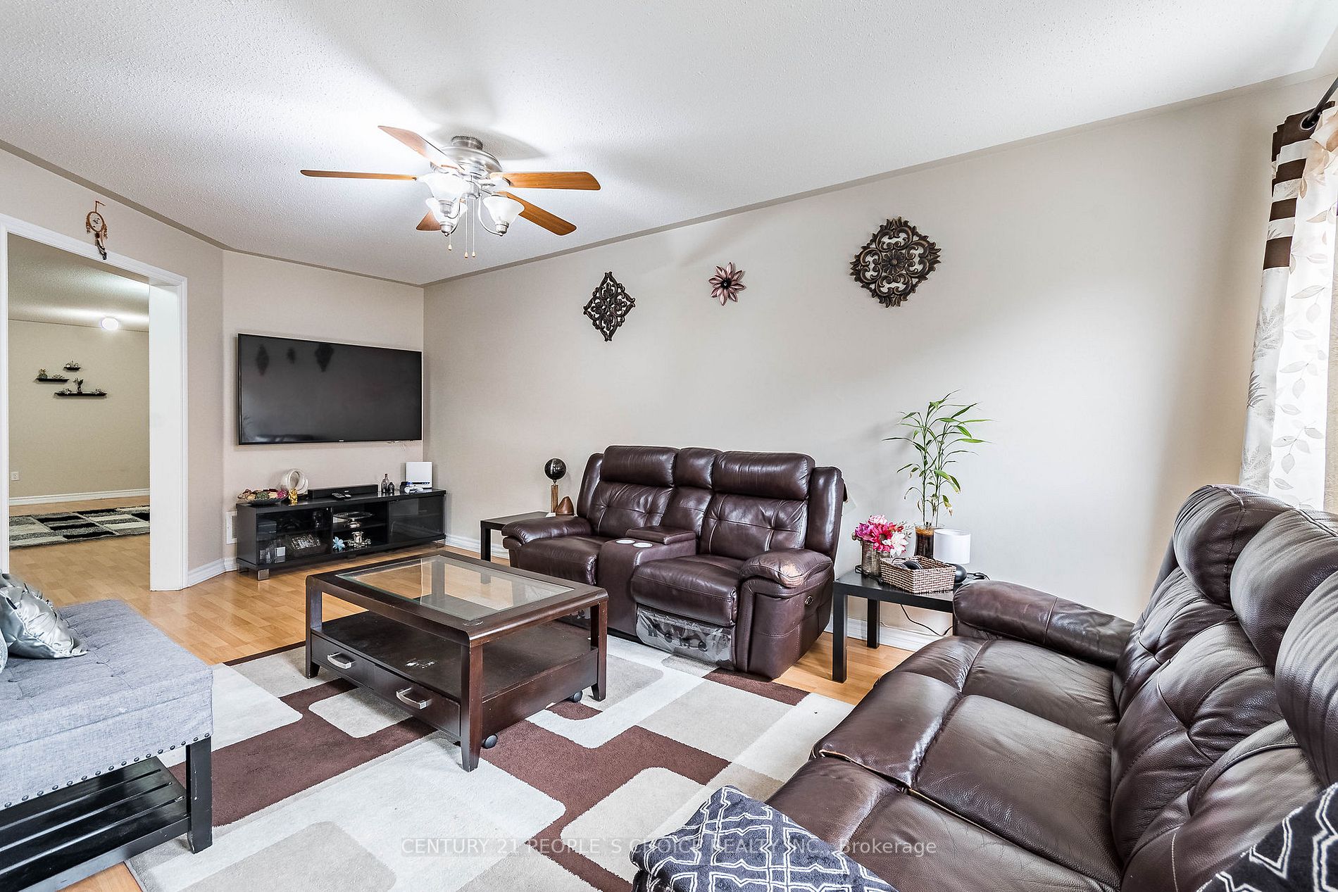 24 Caversham Drive