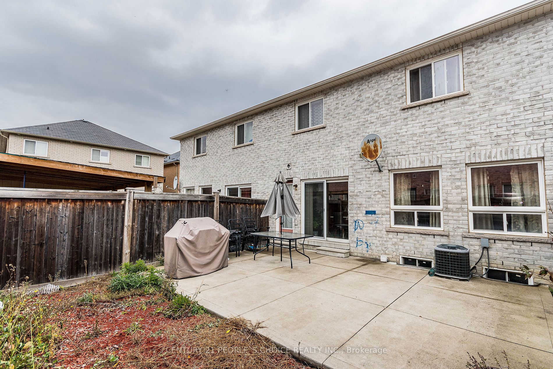 24 Caversham Drive