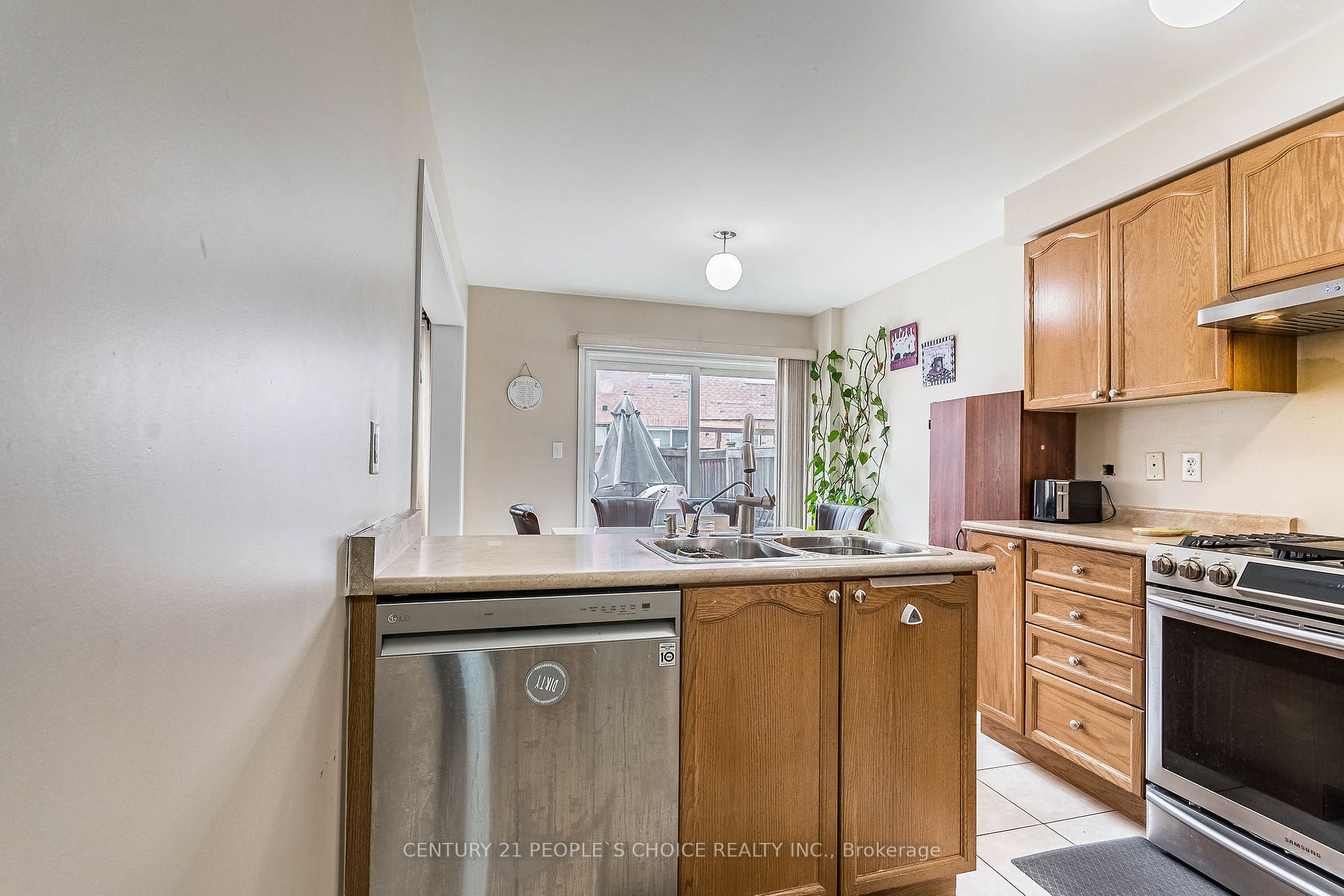 24 Caversham Drive
