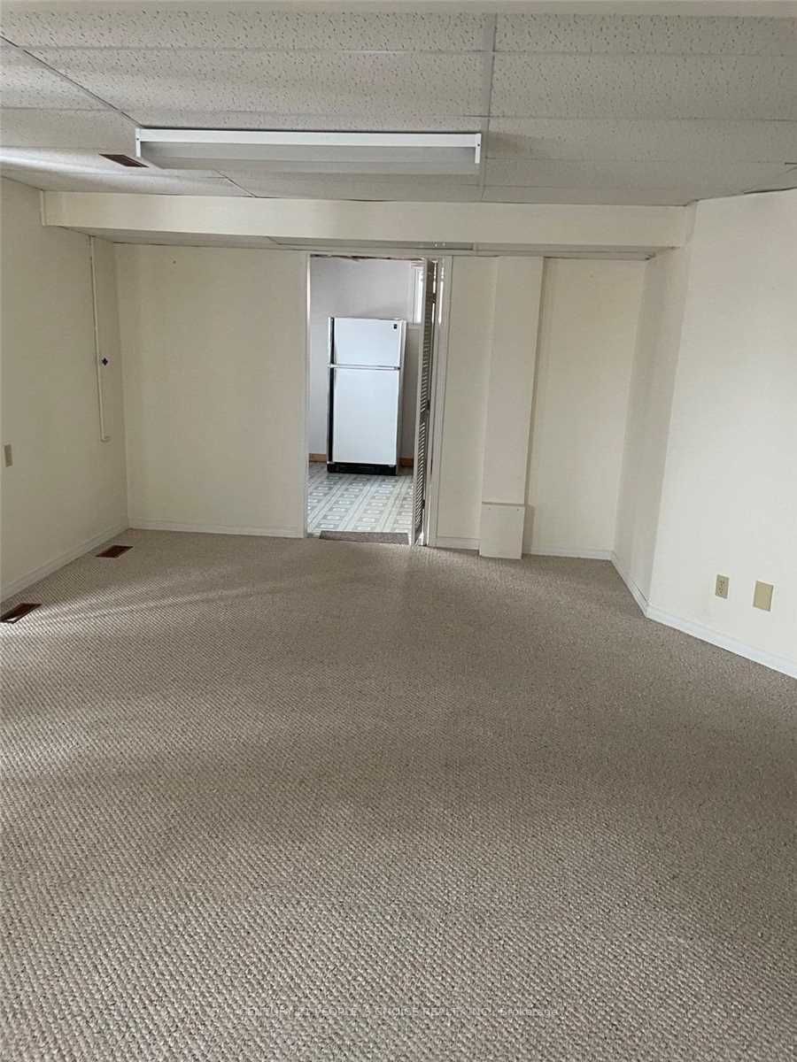 111 Pheasant Dr