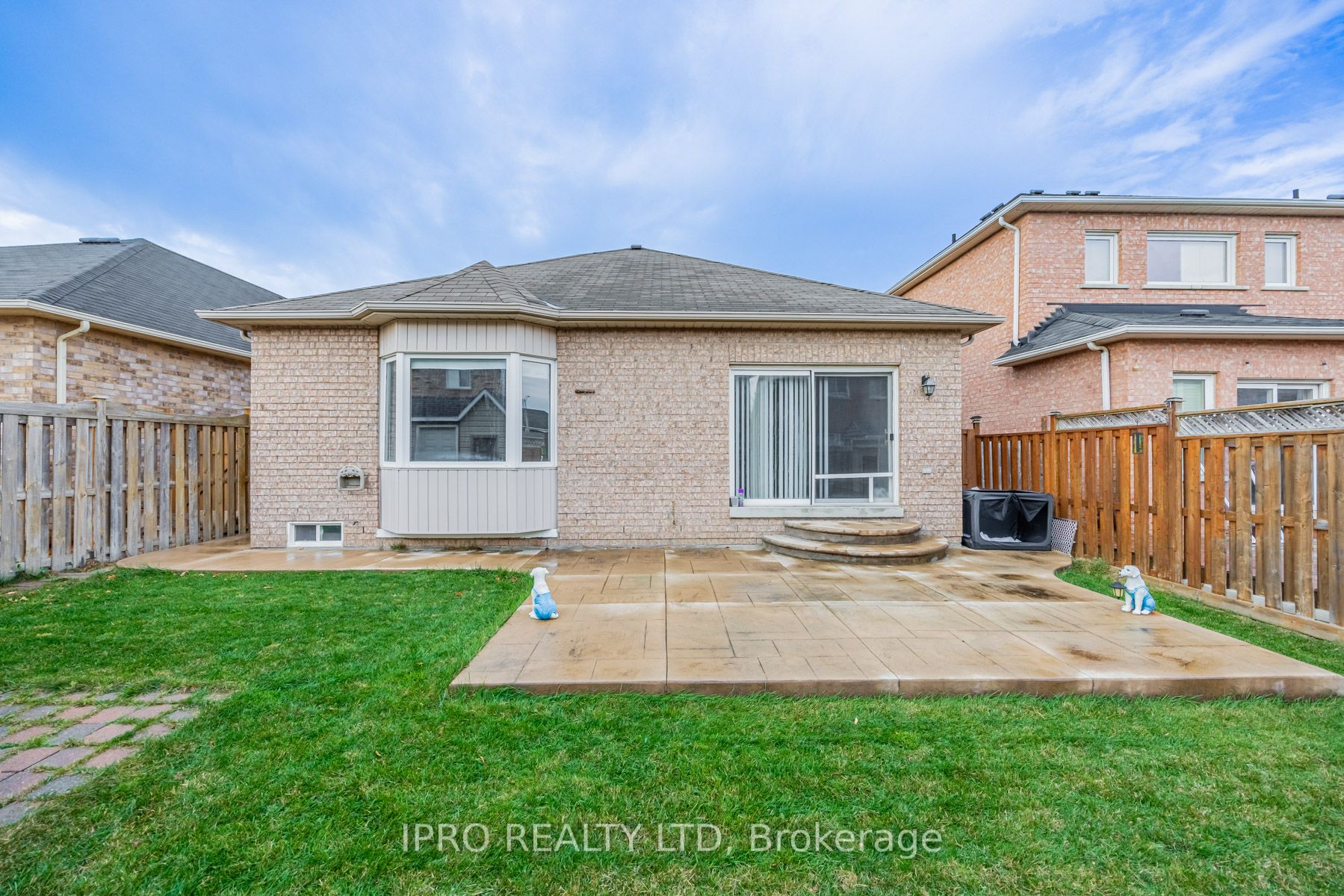 26 Dovergreen Dr