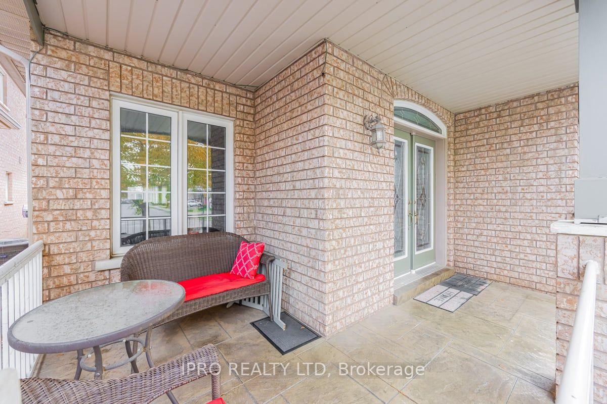 26 Dovergreen Dr