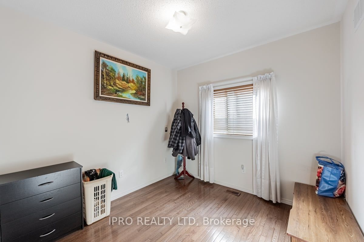 26 Dovergreen Dr