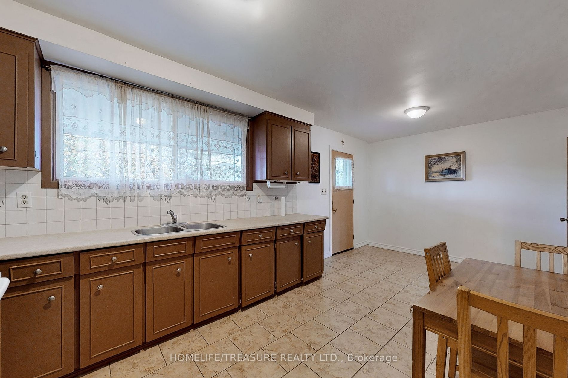 14 Teston Blvd