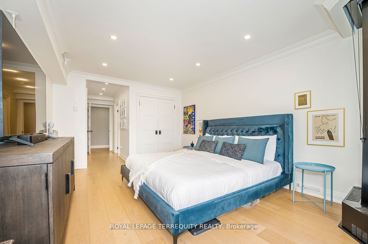 2045 Lake Shore Blvd W, #1709