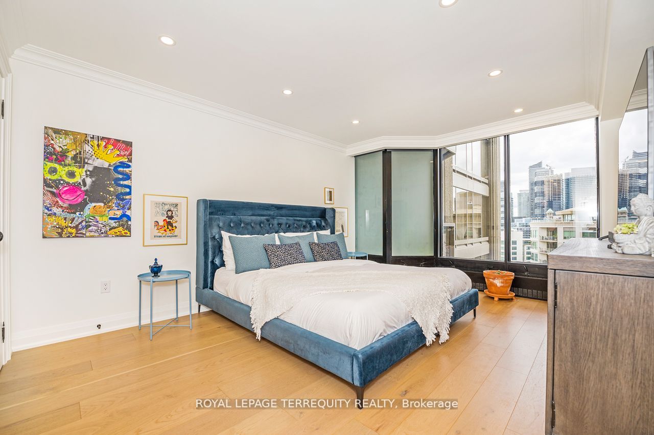 2045 Lake Shore Blvd W, #1709