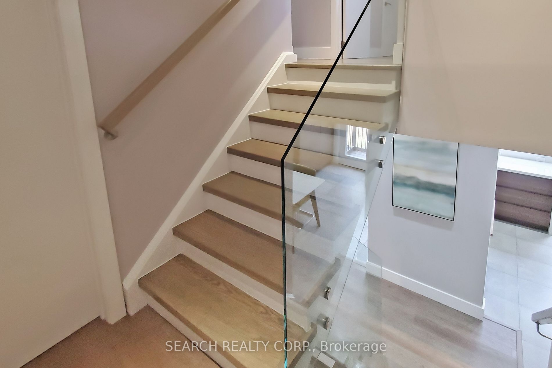 1499 Hobbs Cres