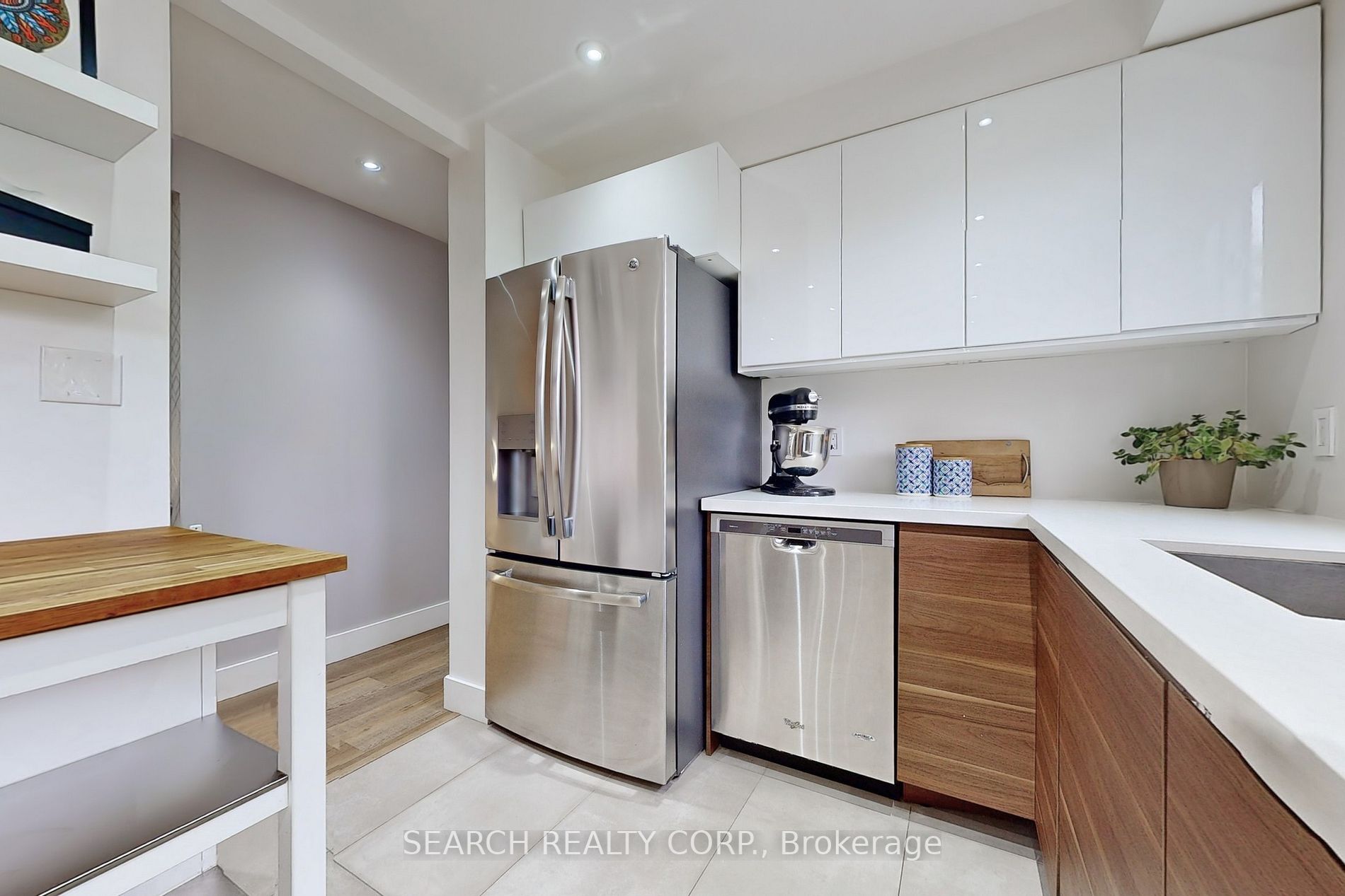 1499 Hobbs Cres
