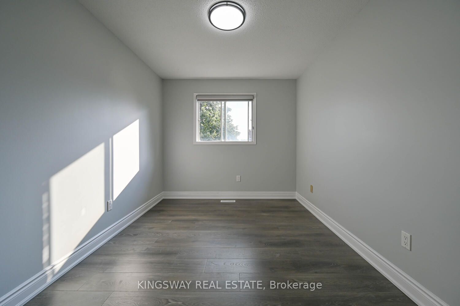 38 Solway Ave