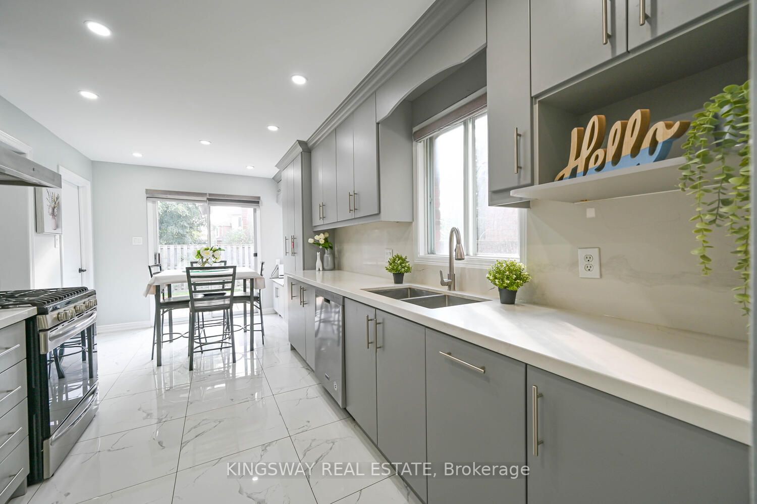 38 Solway Ave