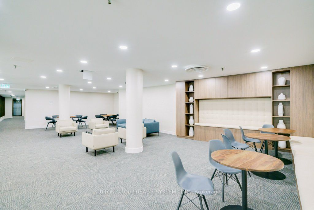 20 Southport St, #309