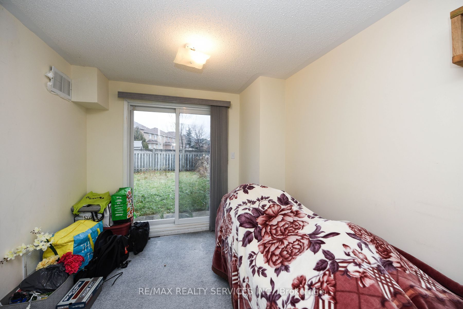 16 Wilmont Crt