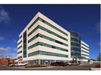 2250 Bovaird Dr E, #413