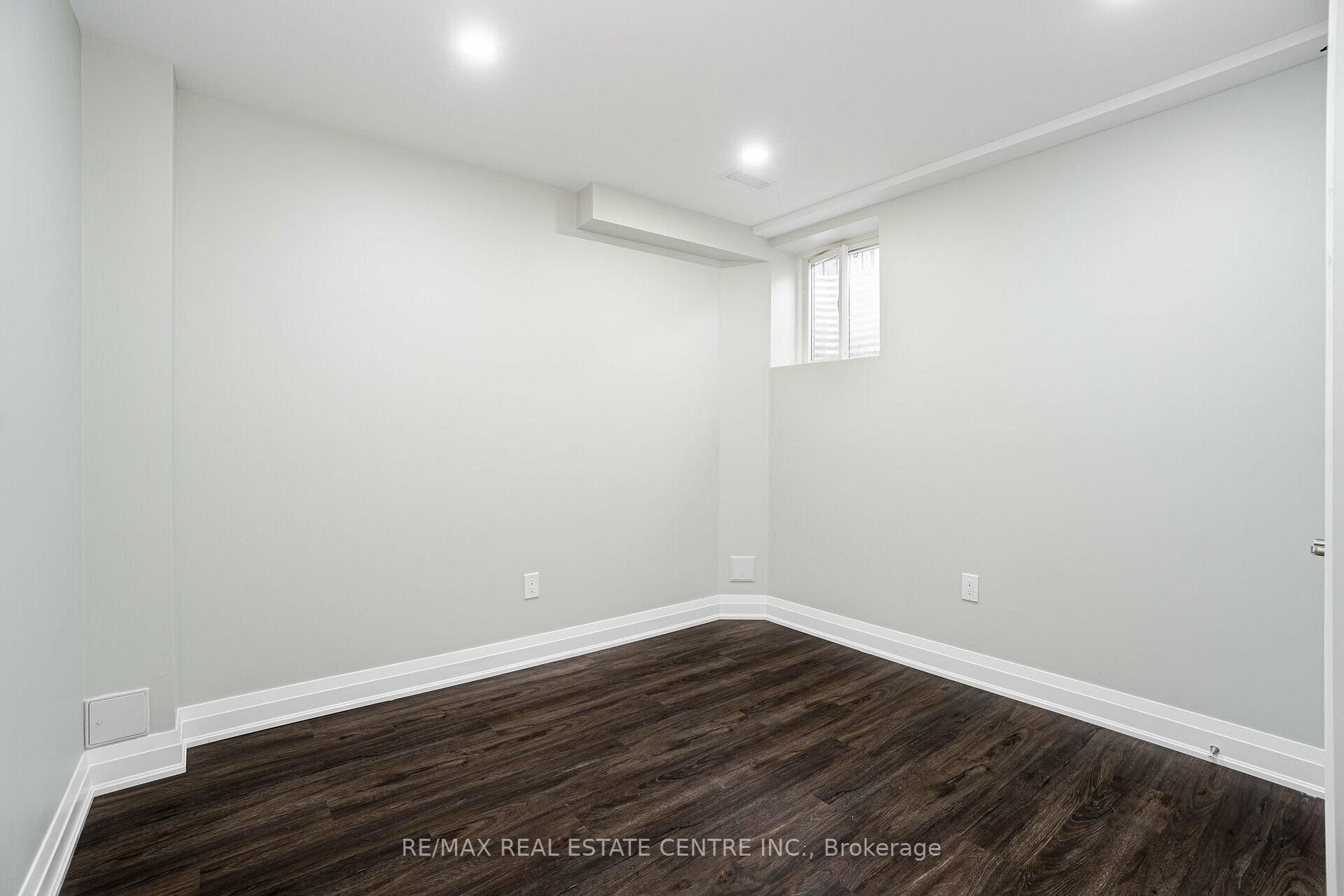 268 Giddings Cres