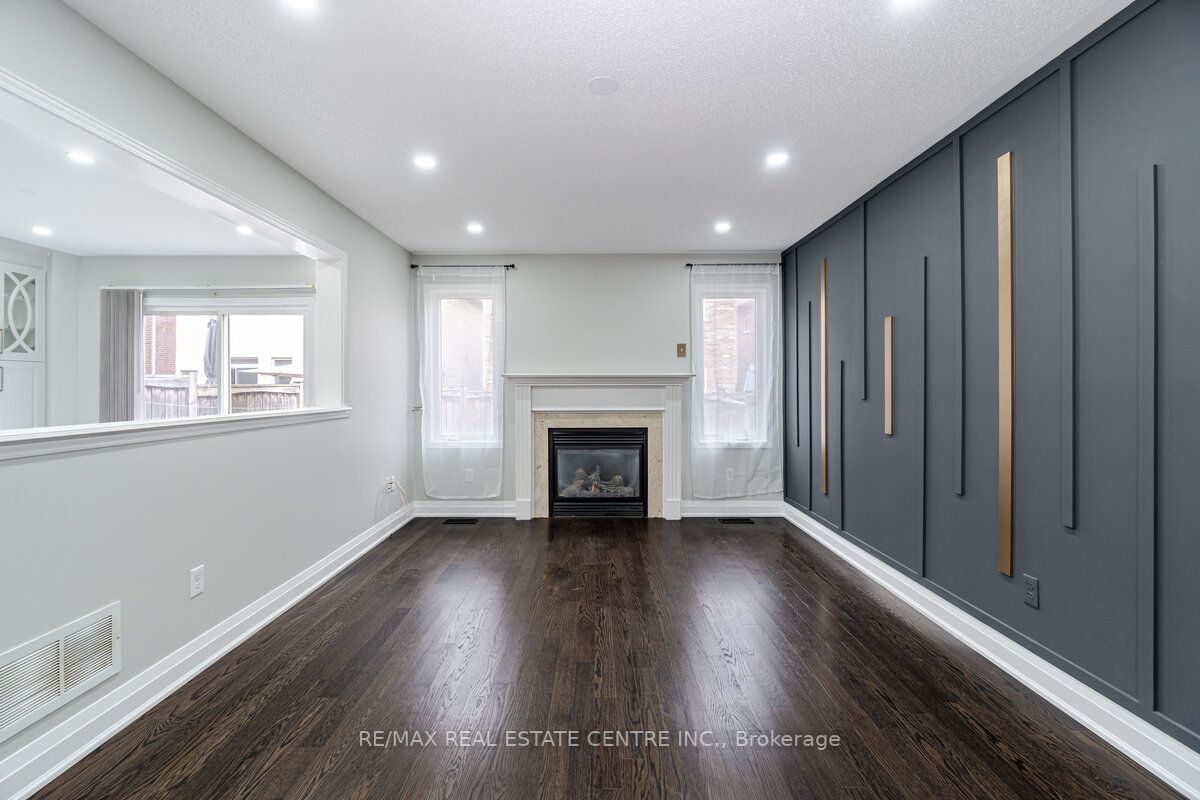 268 Giddings Cres
