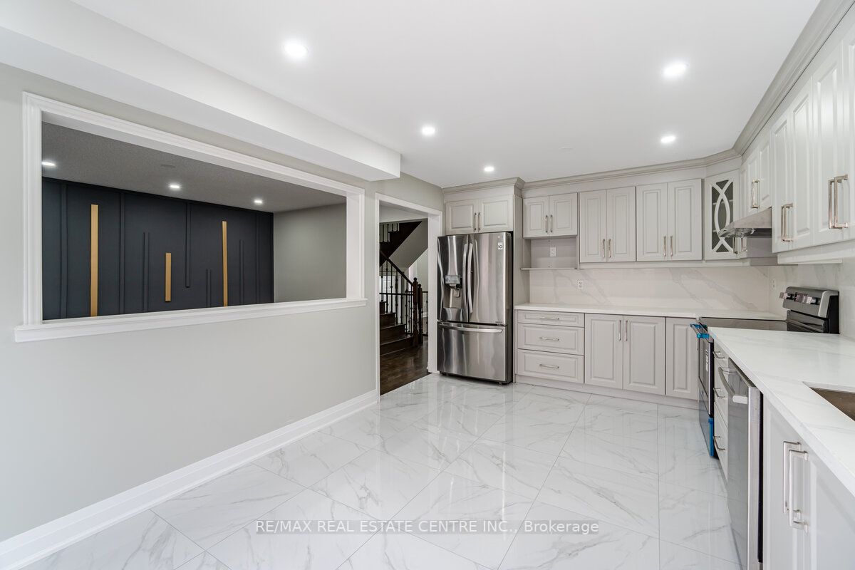 268 Giddings Cres
