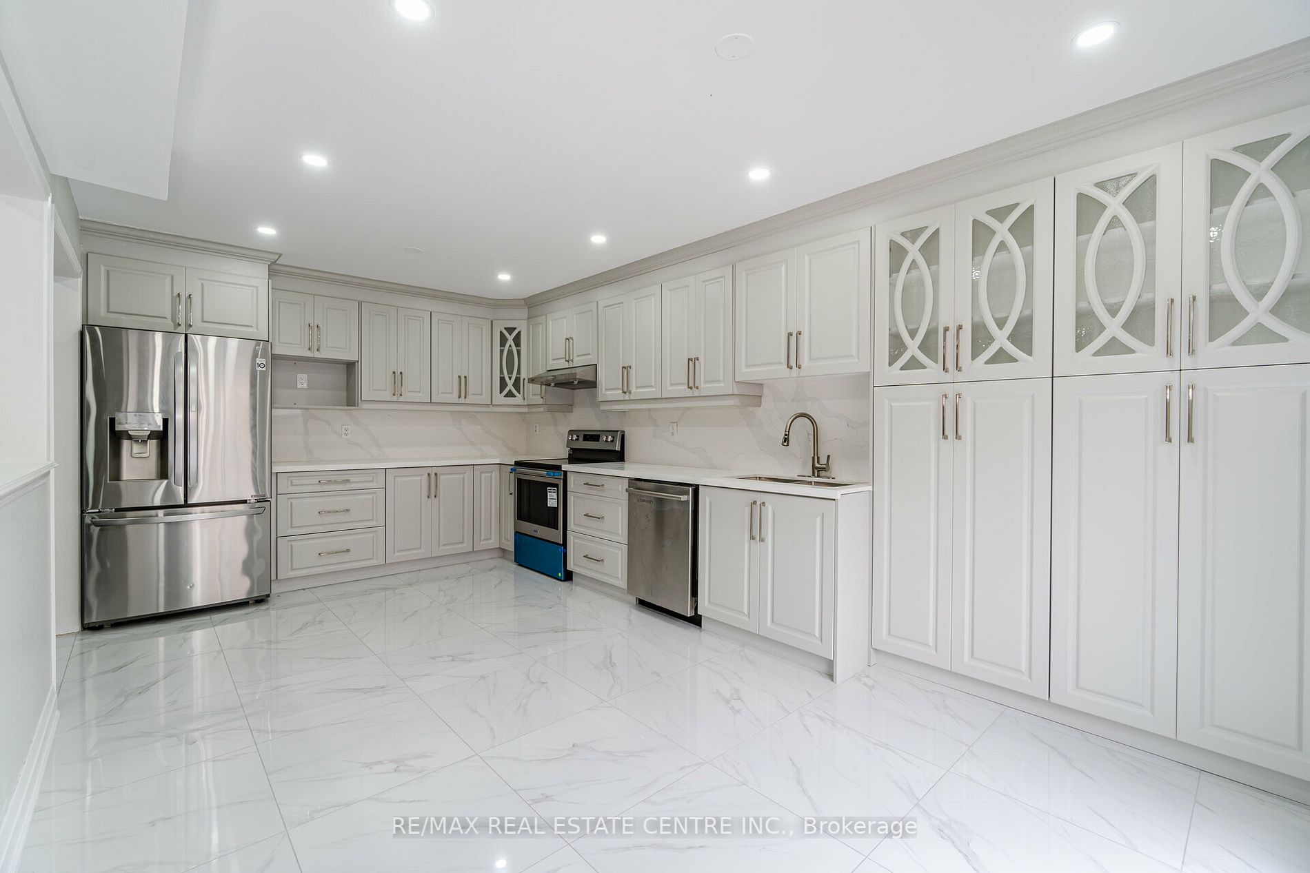 268 Giddings Cres