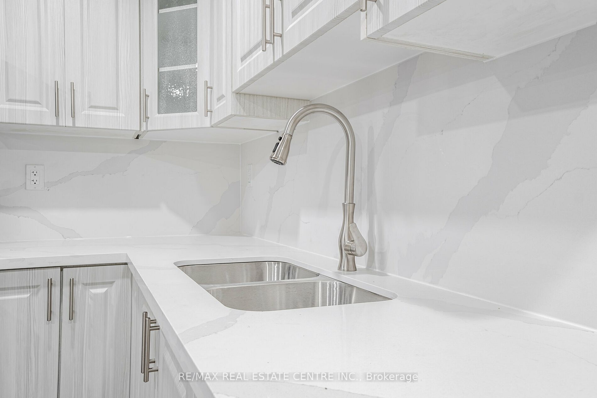 268 Giddings Cres