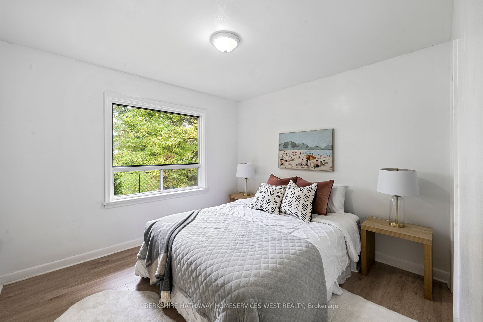 90 Great Oak Dr
