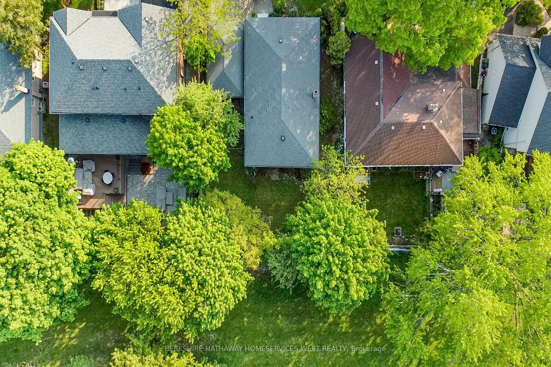 90 Great Oak Dr