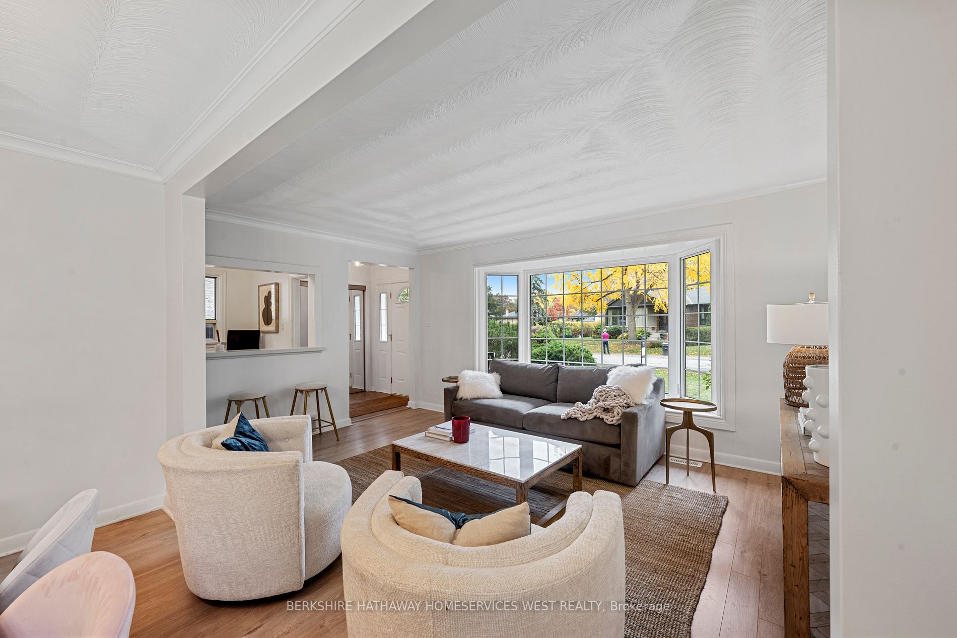 90 Great Oak Dr