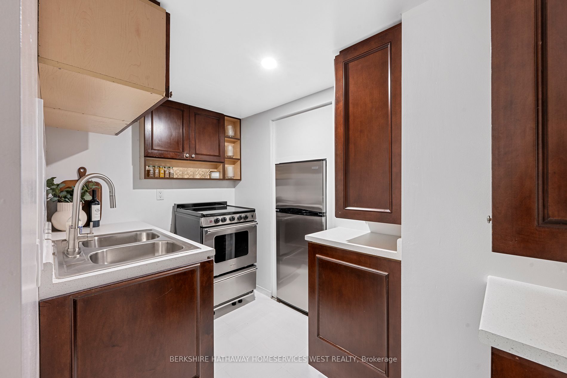 90 Great Oak Dr