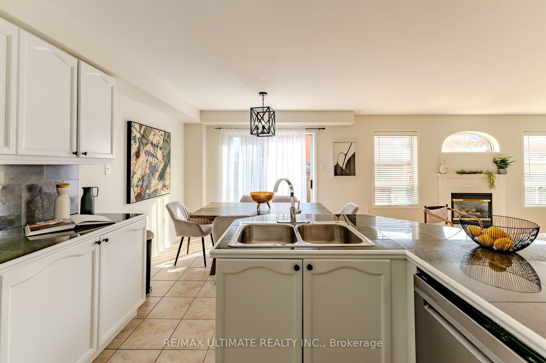 51 Baccarat Crescent