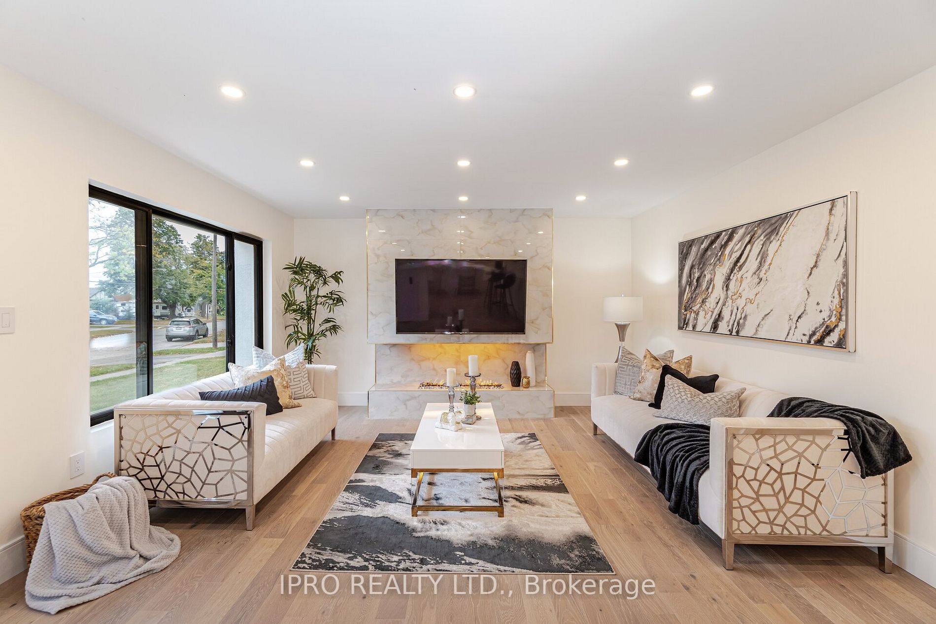 5 Arkley Cres