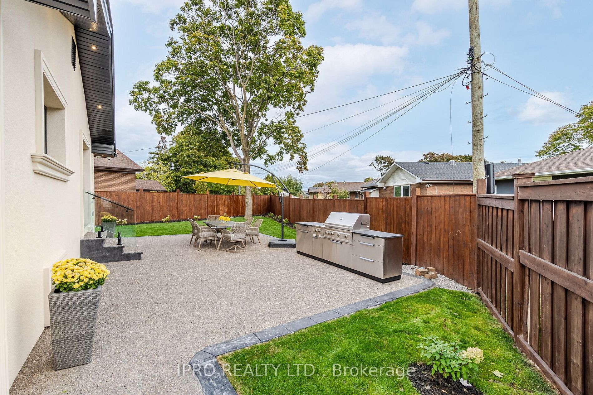 5 Arkley Cres