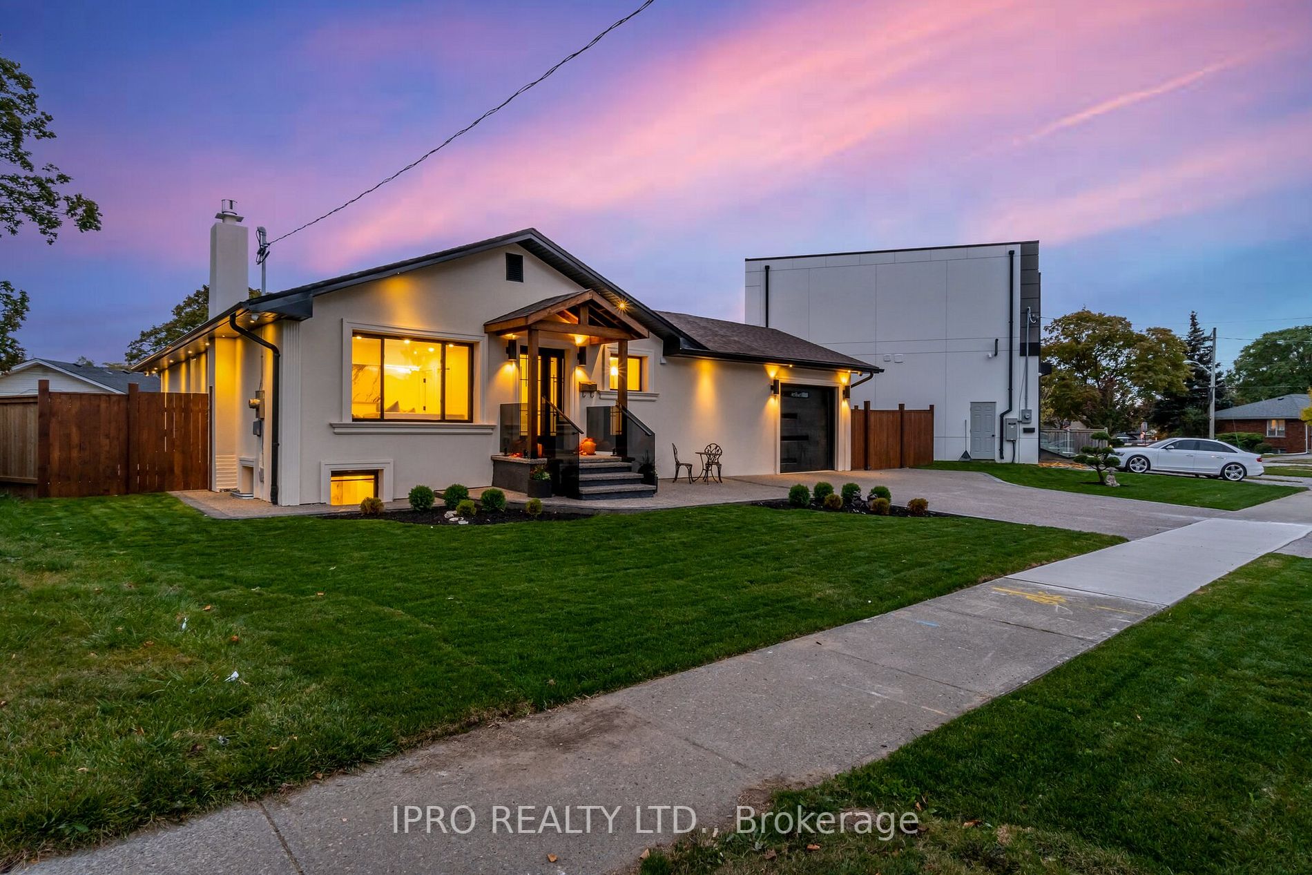 5 Arkley Cres