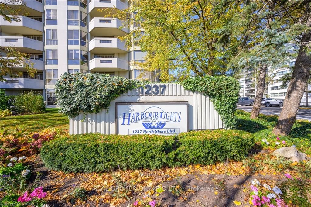 1237 North Shore Blvd E, #301