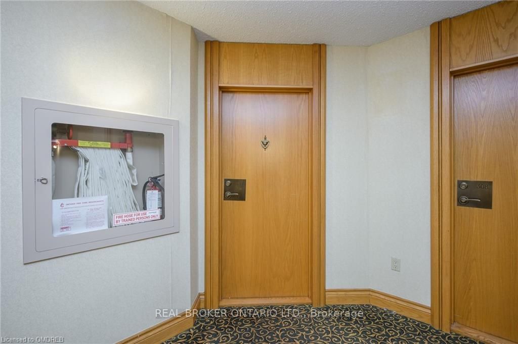 1237 North Shore Blvd E, #301