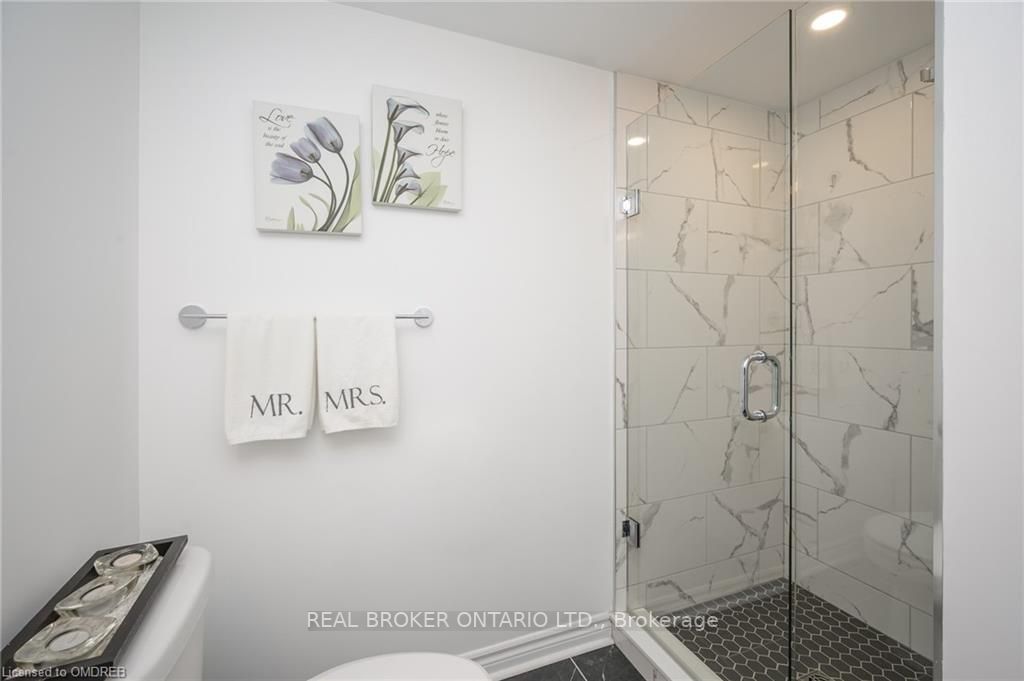 1237 North Shore Blvd E, #301