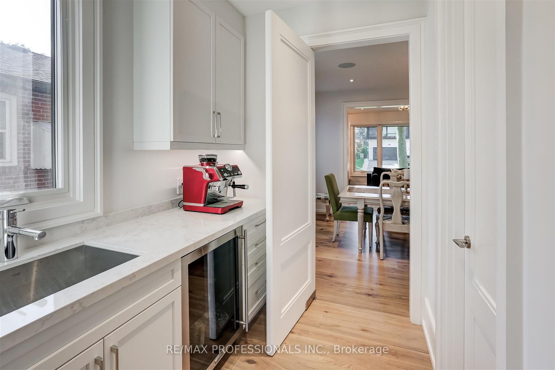 92 Mervyn Ave