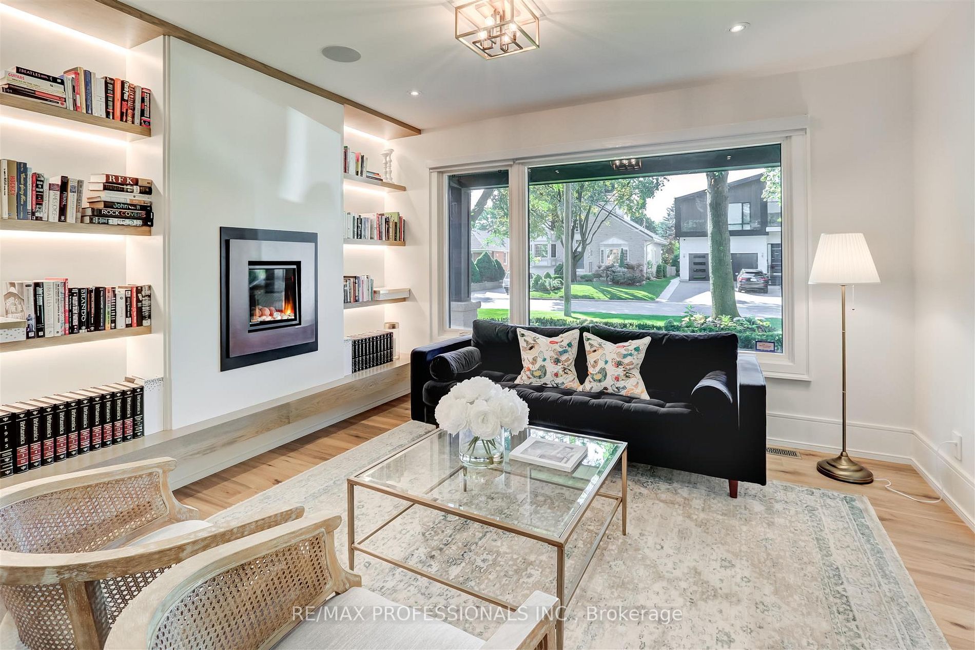 92 Mervyn Ave