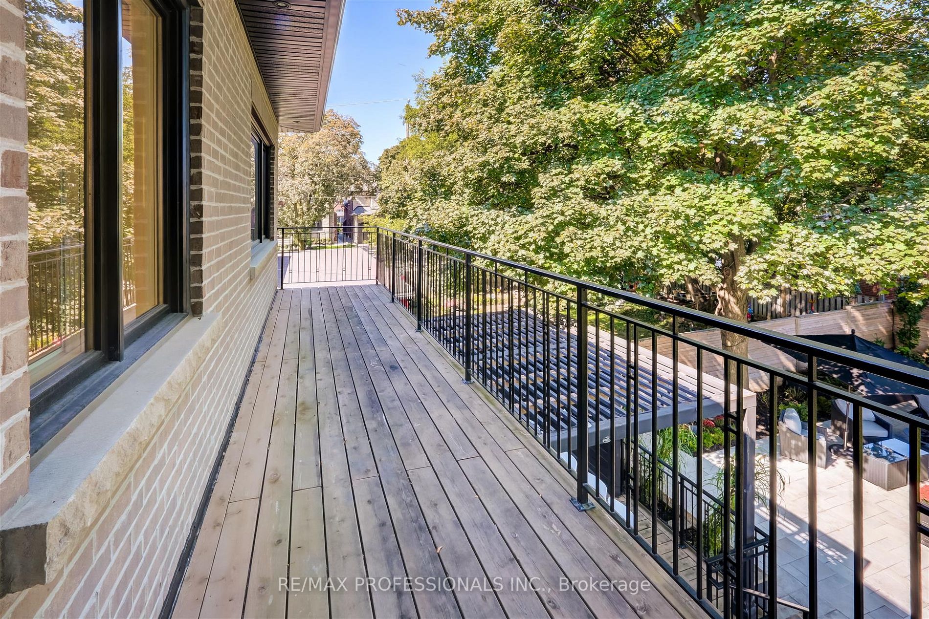 92 Mervyn Ave
