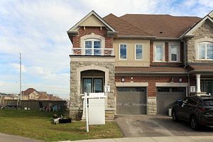88 Golden Springs Dr