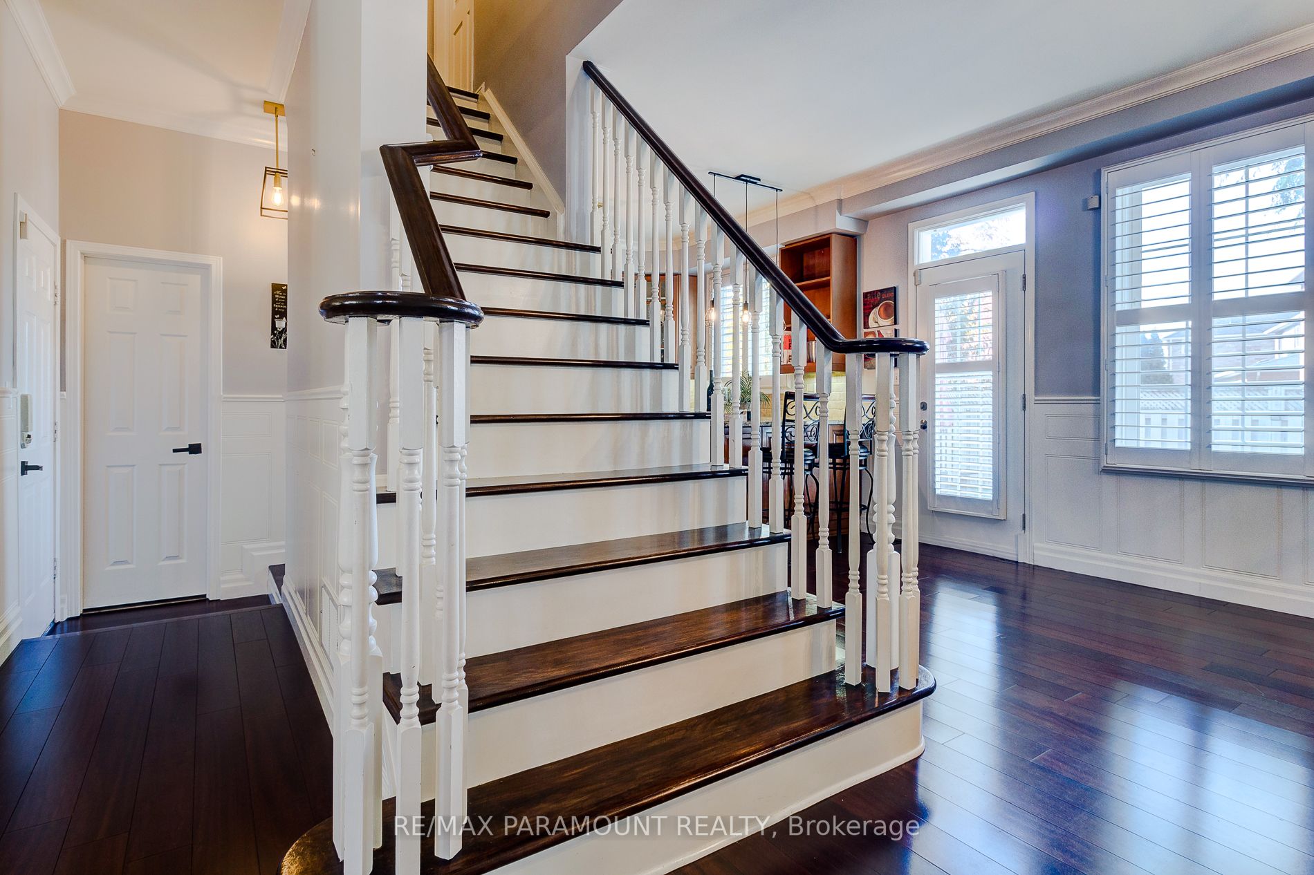 518 Trudeau Dr
