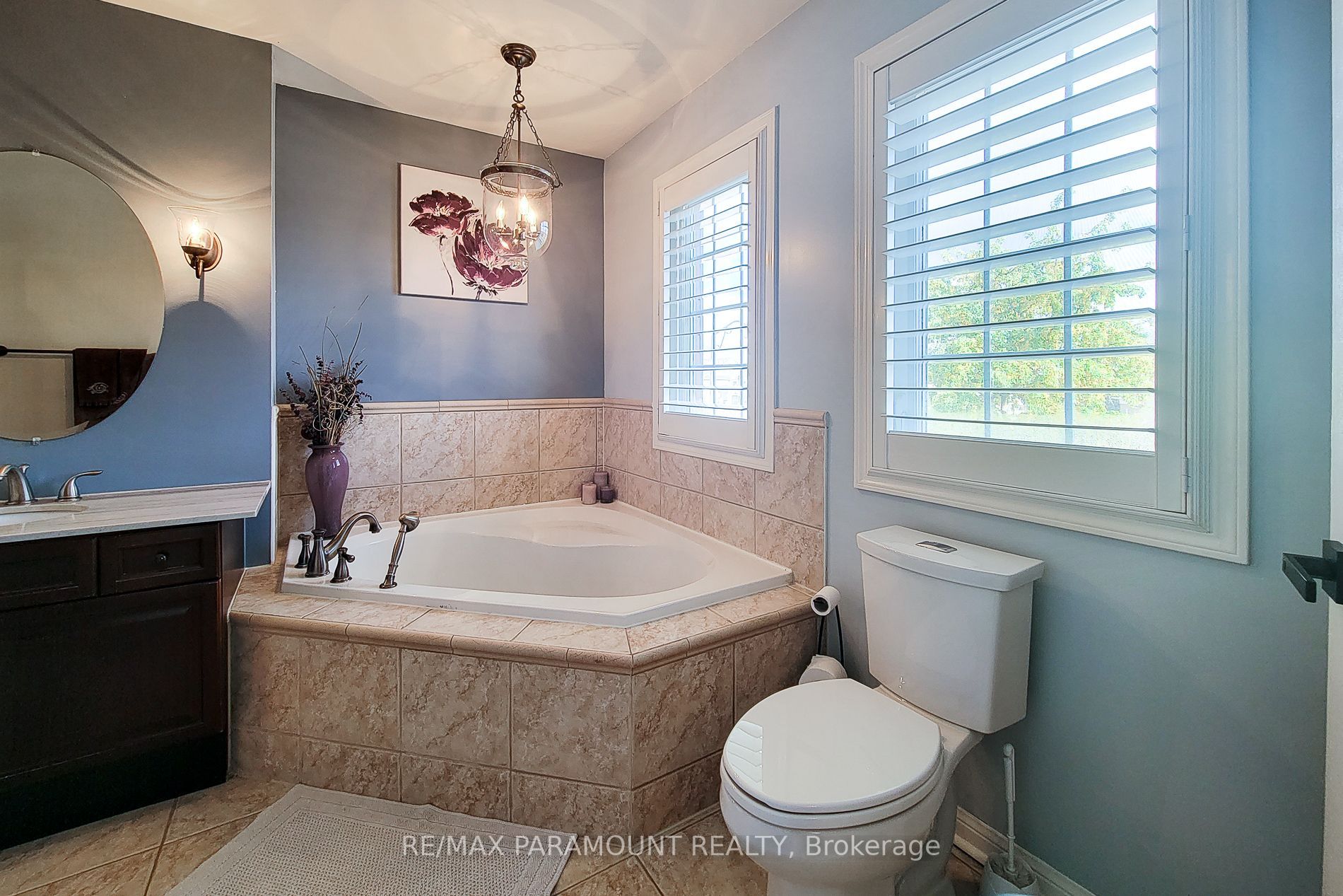 518 Trudeau Dr