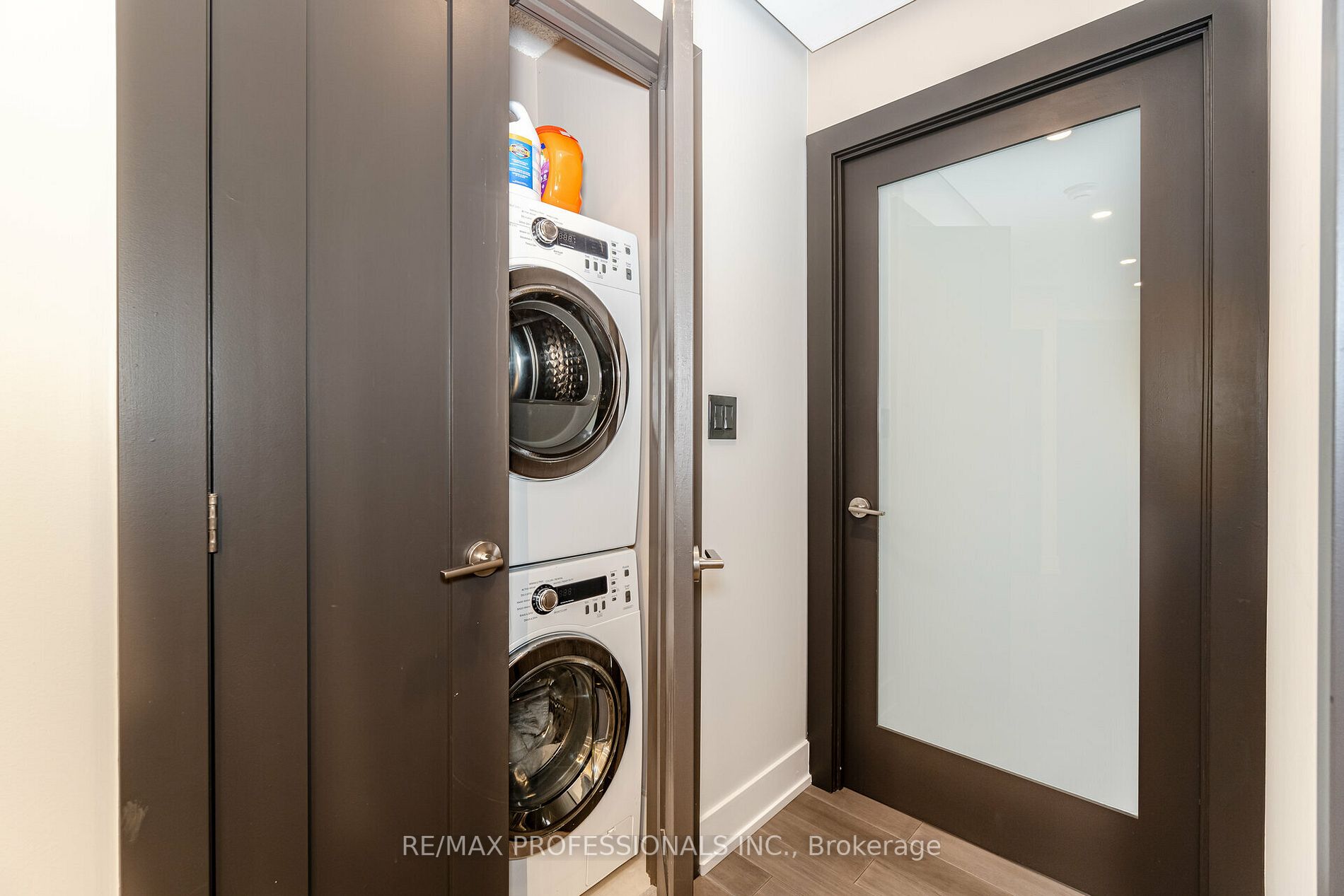 1 Palace Pier Crt, #1208