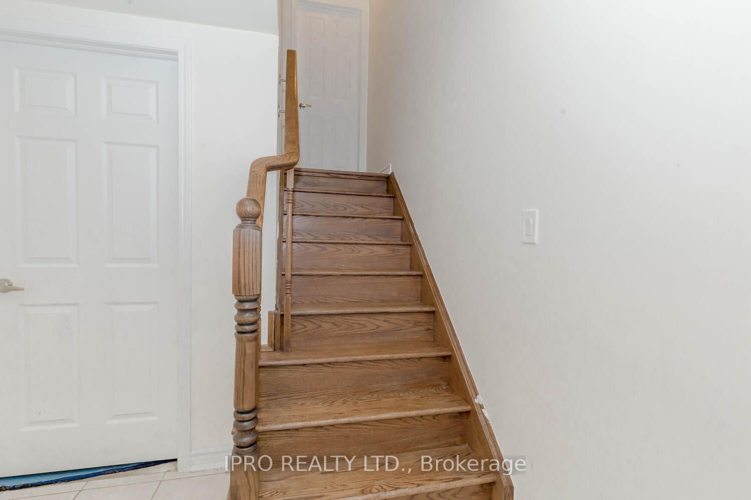 128 Frost Crt