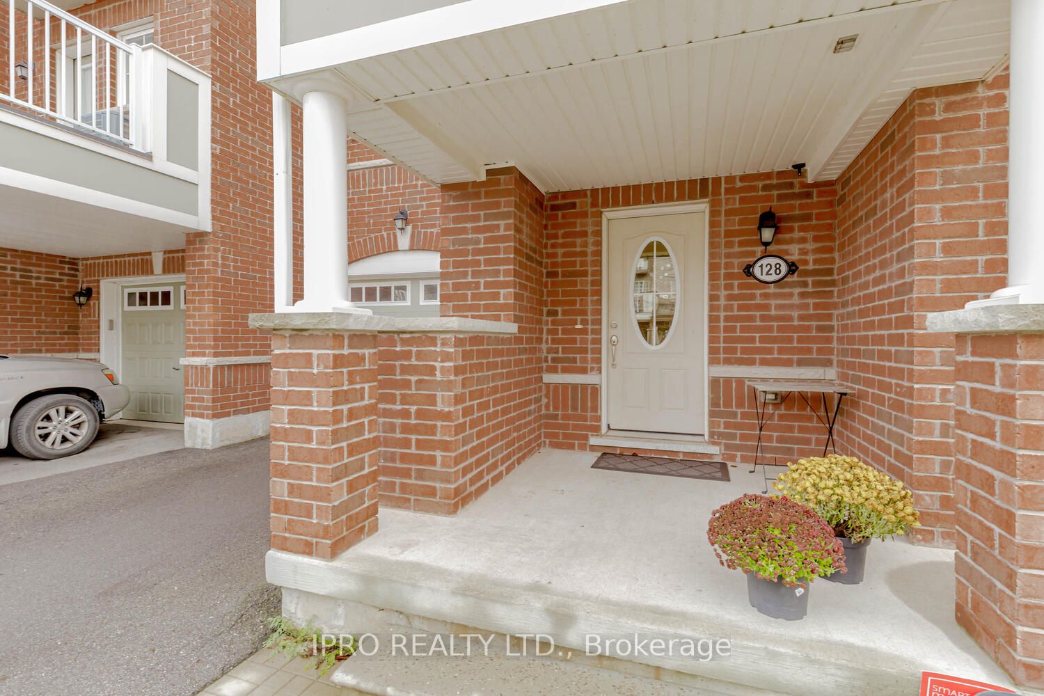 128 Frost Crt