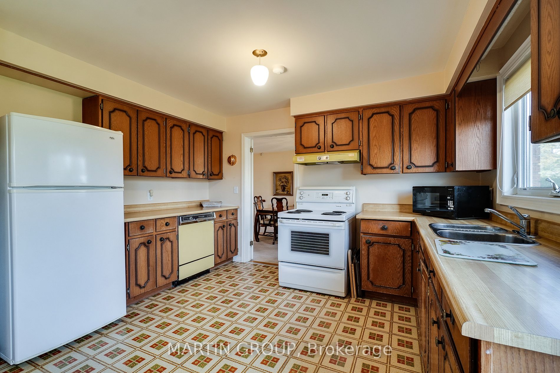 33 Arkendo Dr