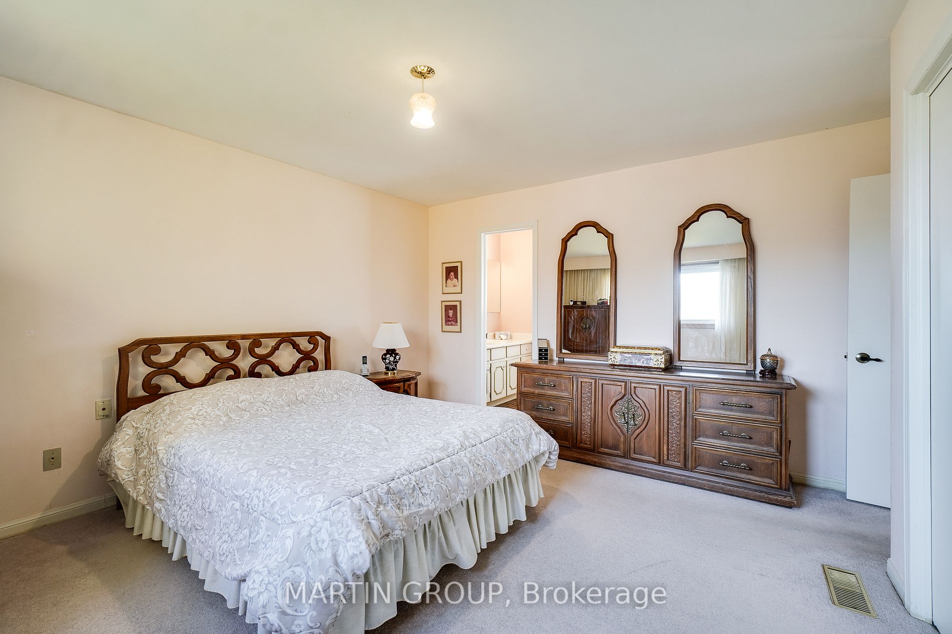 33 Arkendo Dr