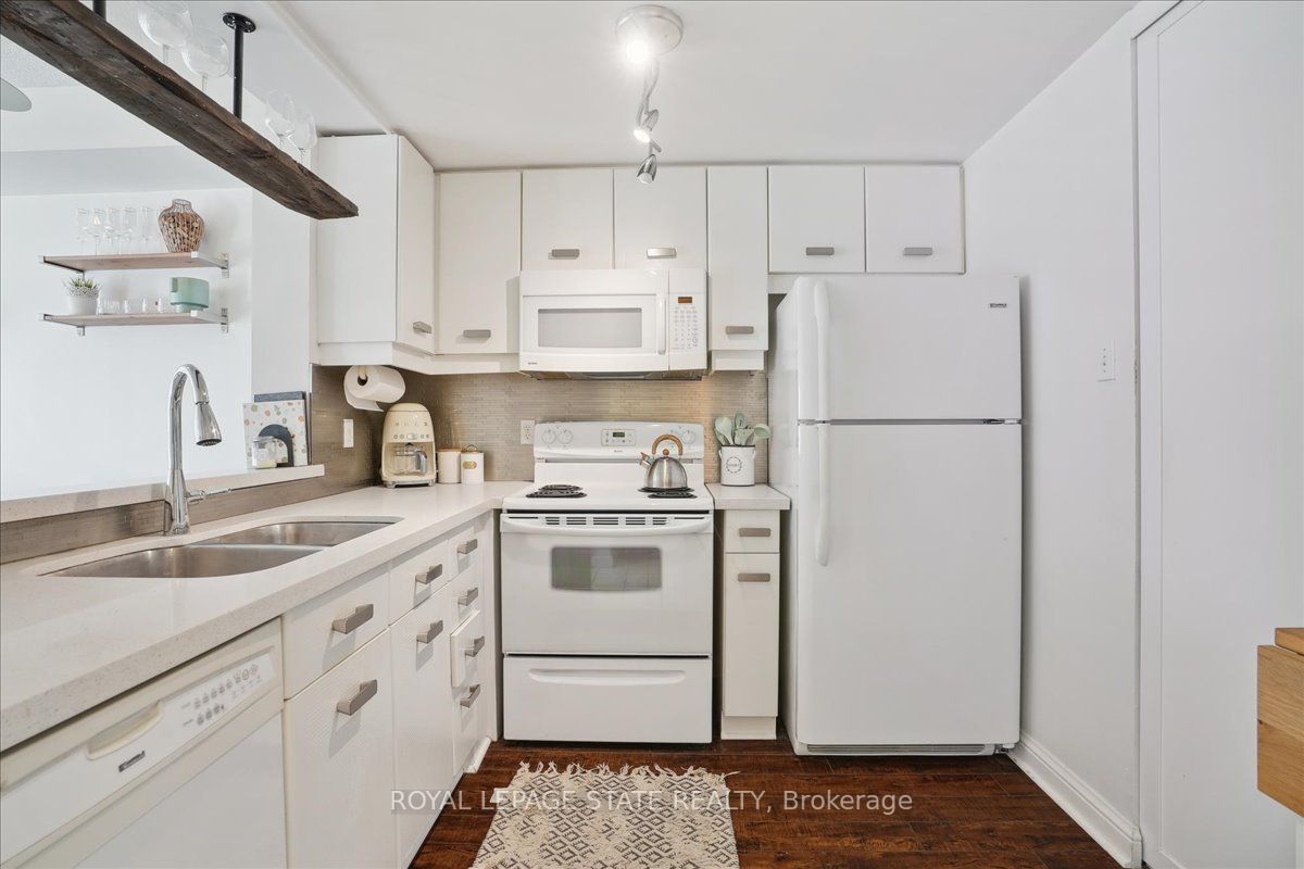 430 Pearl St, #306