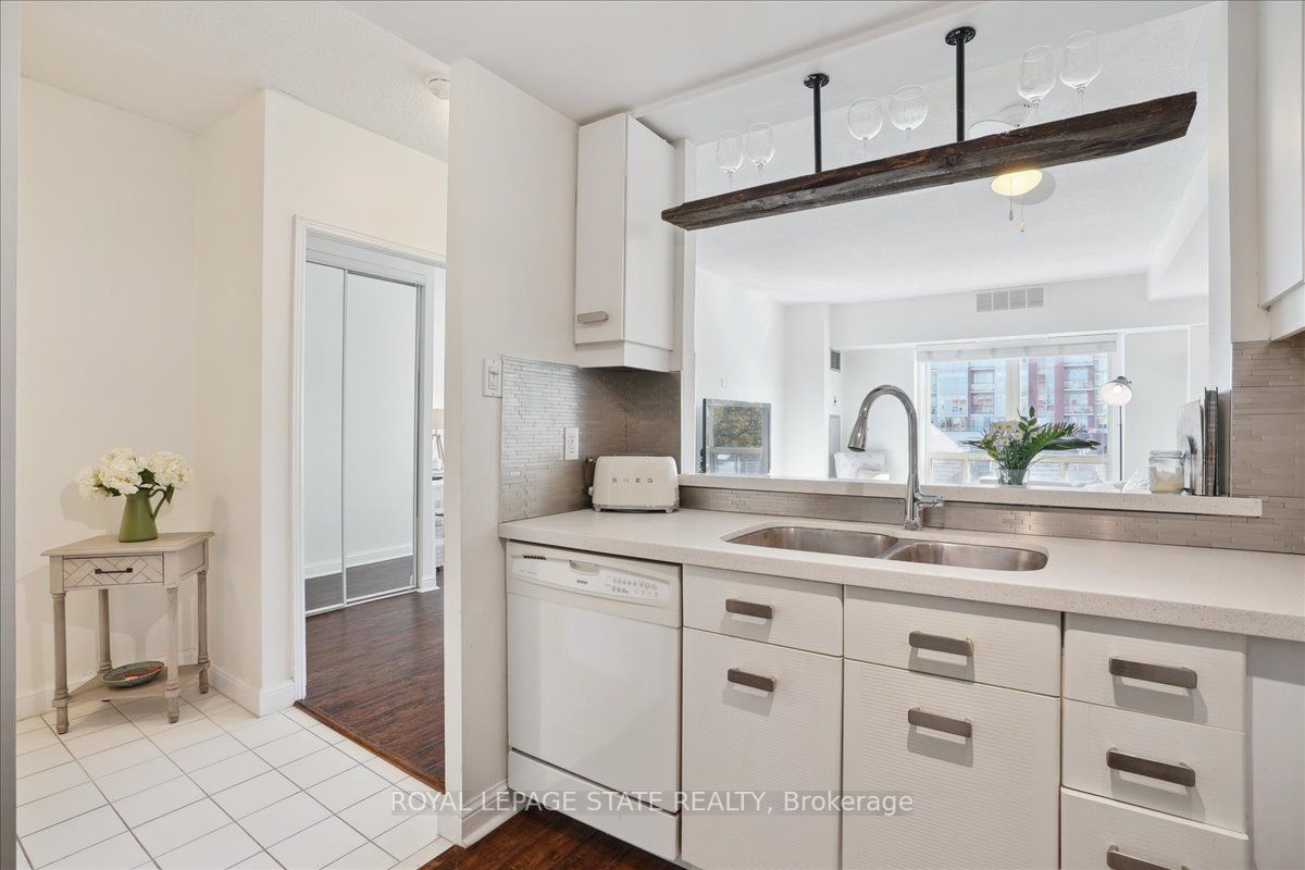 430 Pearl Street, #306