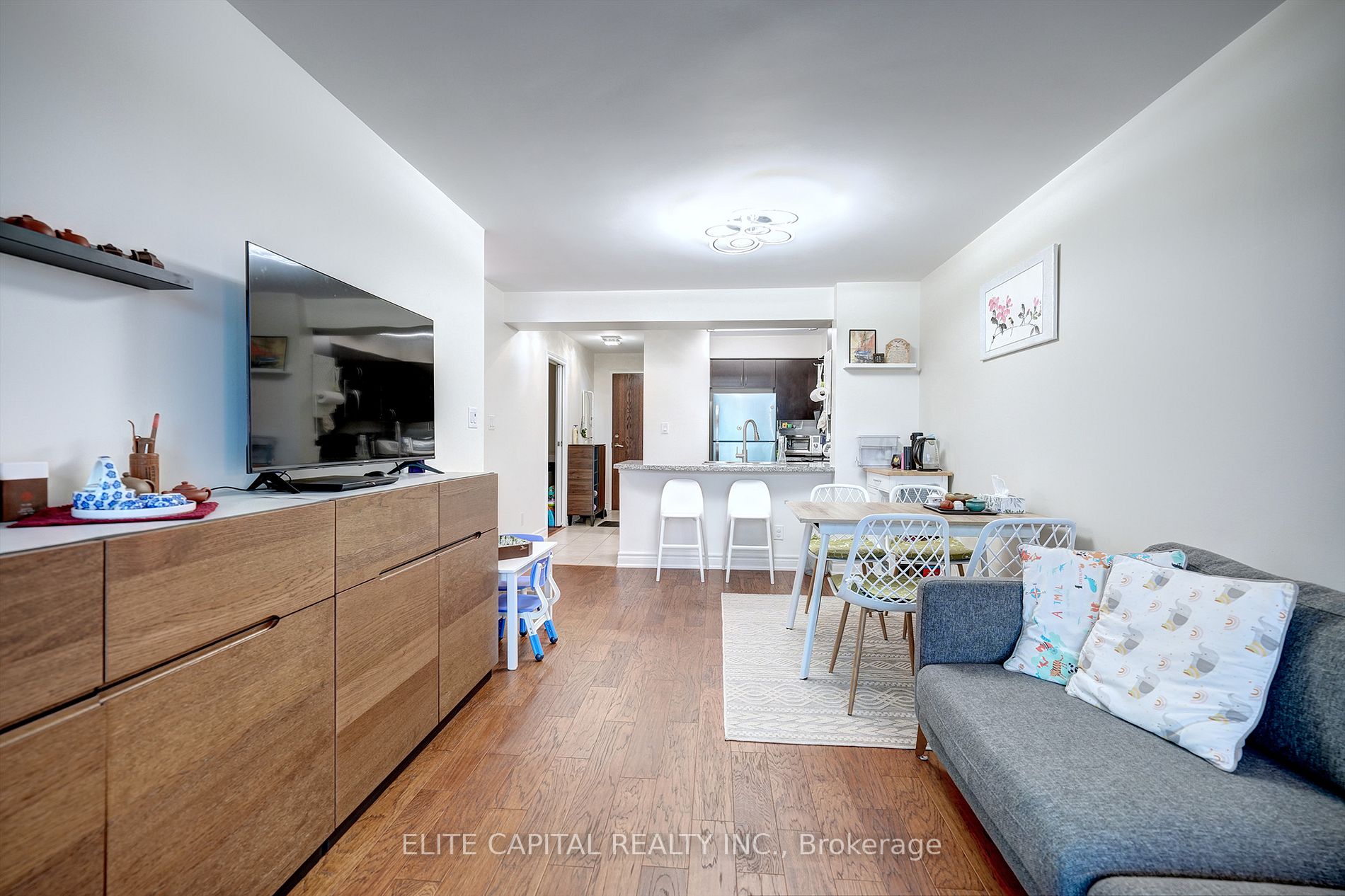 4850 Glen Erin Dr, #1002