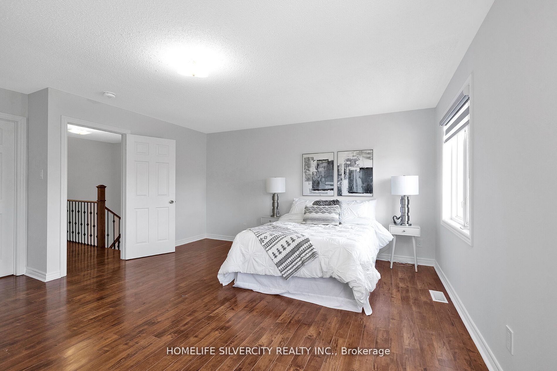 165 Desert Sand Dr